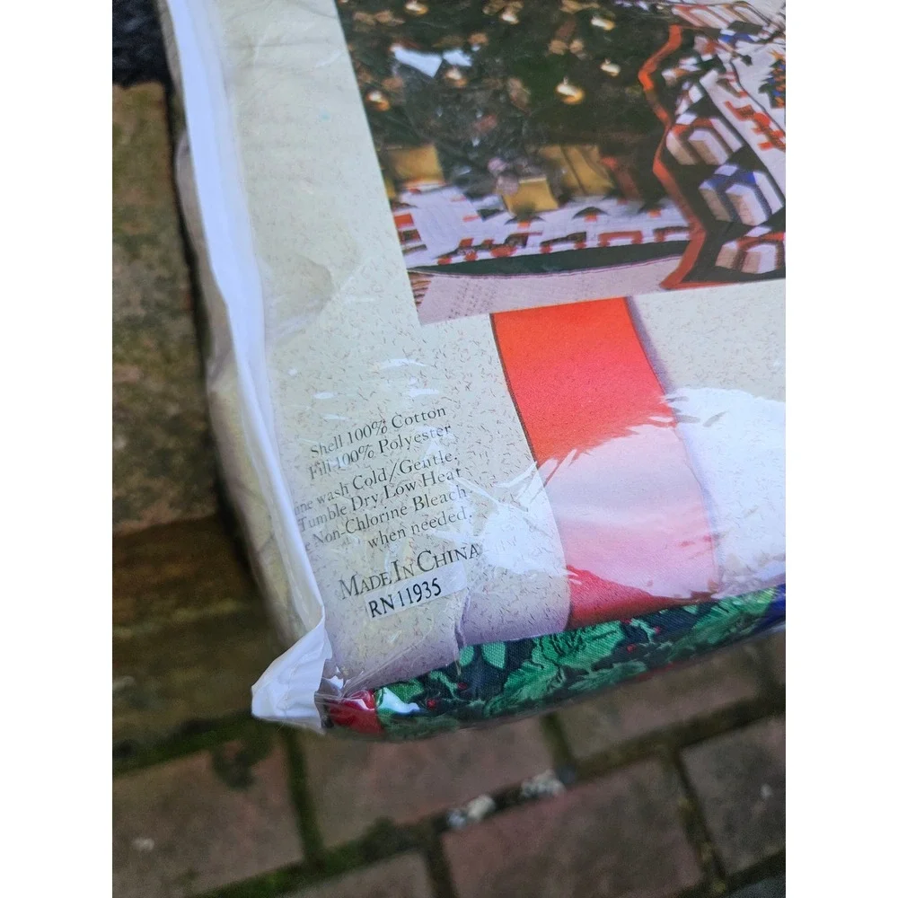 Vtg Hawthorne Hill Handquilted Christmas Patchwork Throw/Wall Hanginf